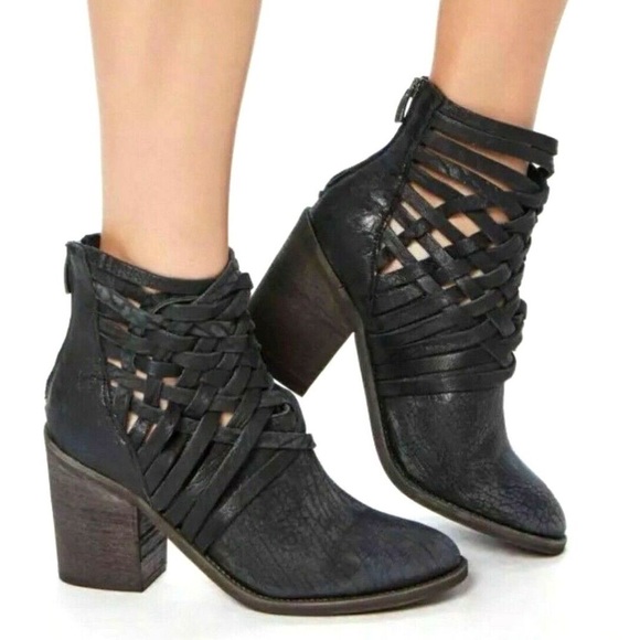 Free People black carrera ankle boots size 38 / 7.5 - Picture 1 of 13